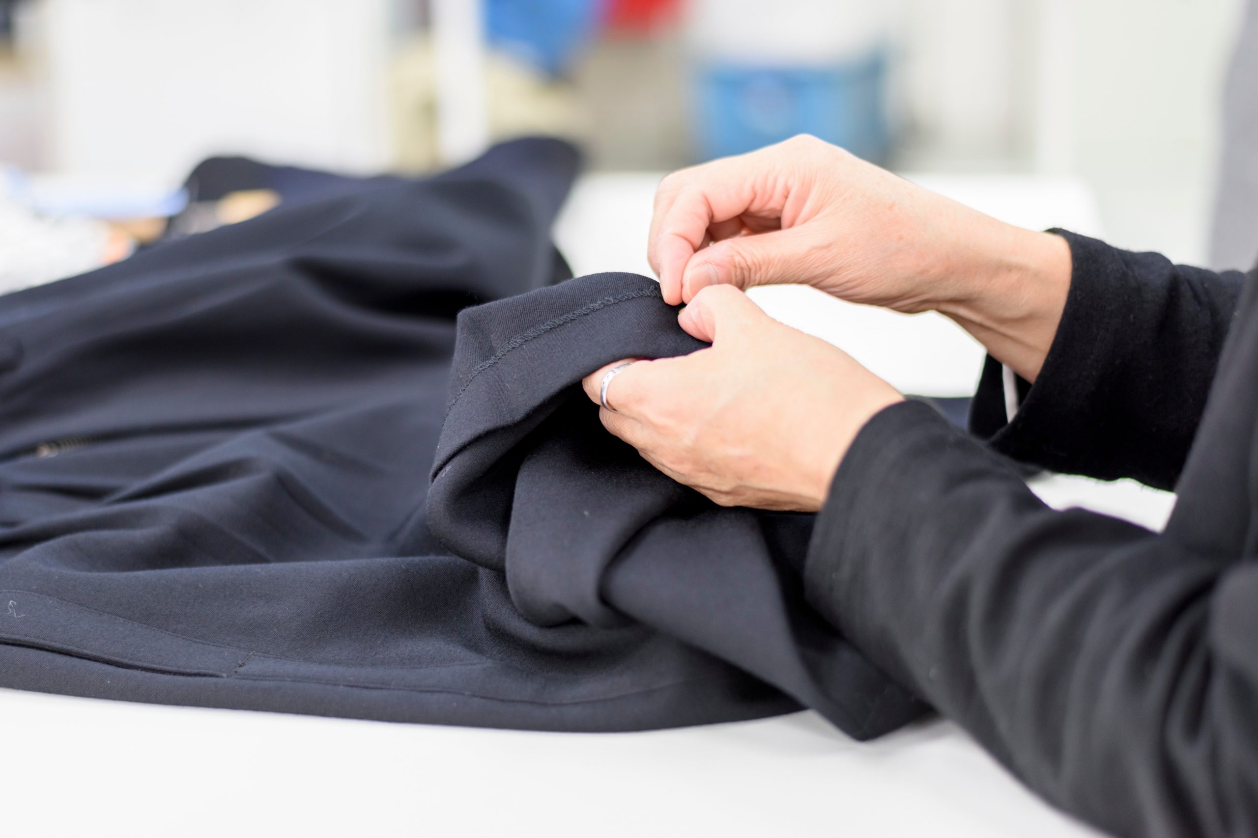 体操着裾上げの方法